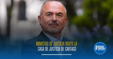 Ministro de Justicia visitó la Casa de Justicia de Cartago