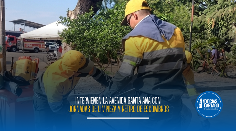 Intervienen la avenida Santa Ana con jornadas de limpieza y retiro de escombros